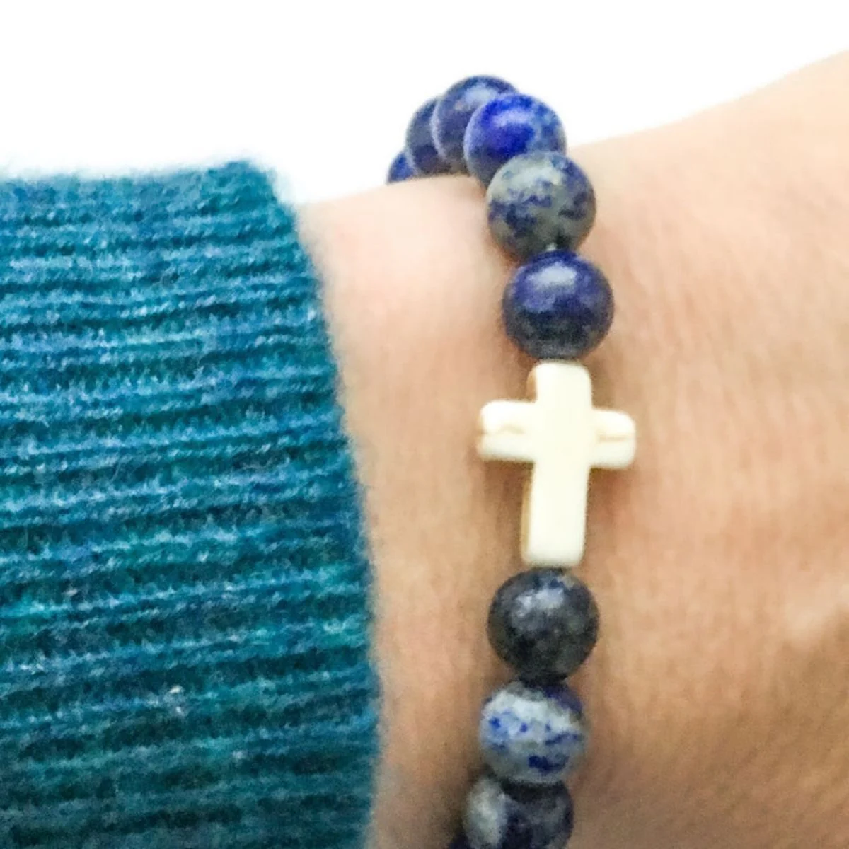 Natural stone cross bracelet - Image 2