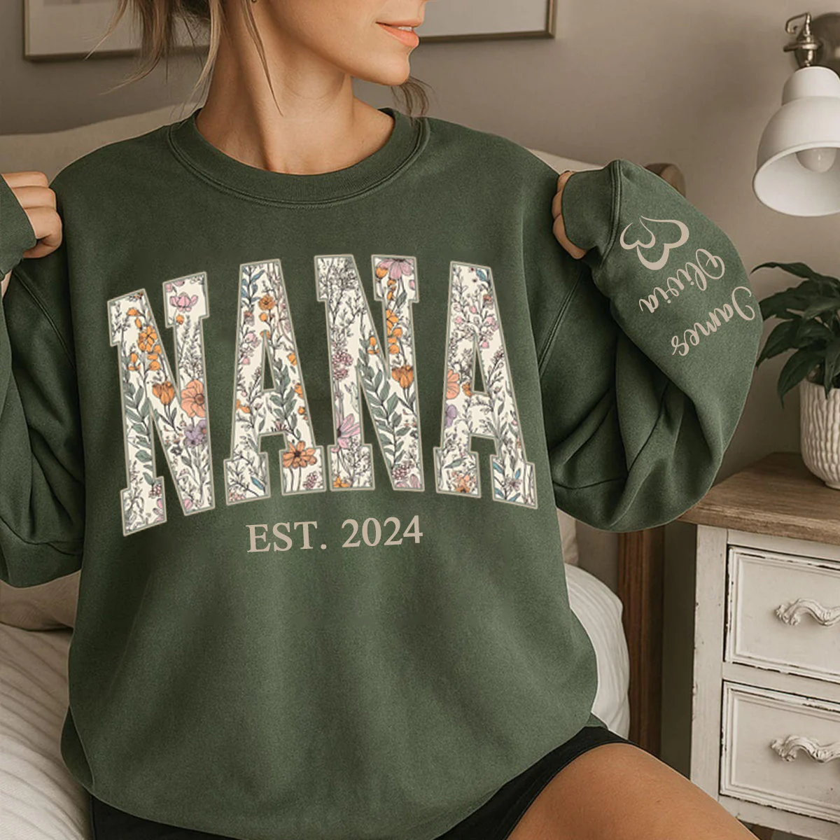 Custom Floral GIGI Sweatshirt – Personalized Grandma Est Year & Grandkids Names - Image 6