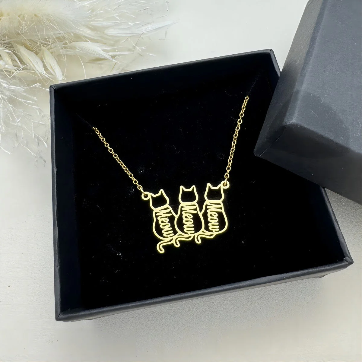Dainty Cat Name Necklace, Minimalist Necklace, Cat Lovers Gift,Mothers Day Gift - Image 2
