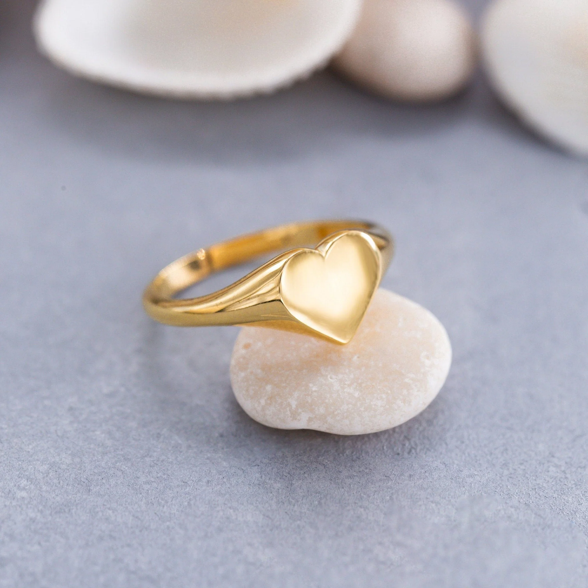 Heart-shaped Personalized Initial Ring - Image 5