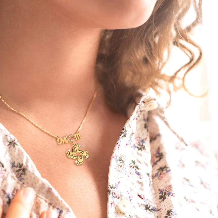 Mother's Day Gift Personalized Diamond Mom Necklace With Crystal Baby Feet - Image 11