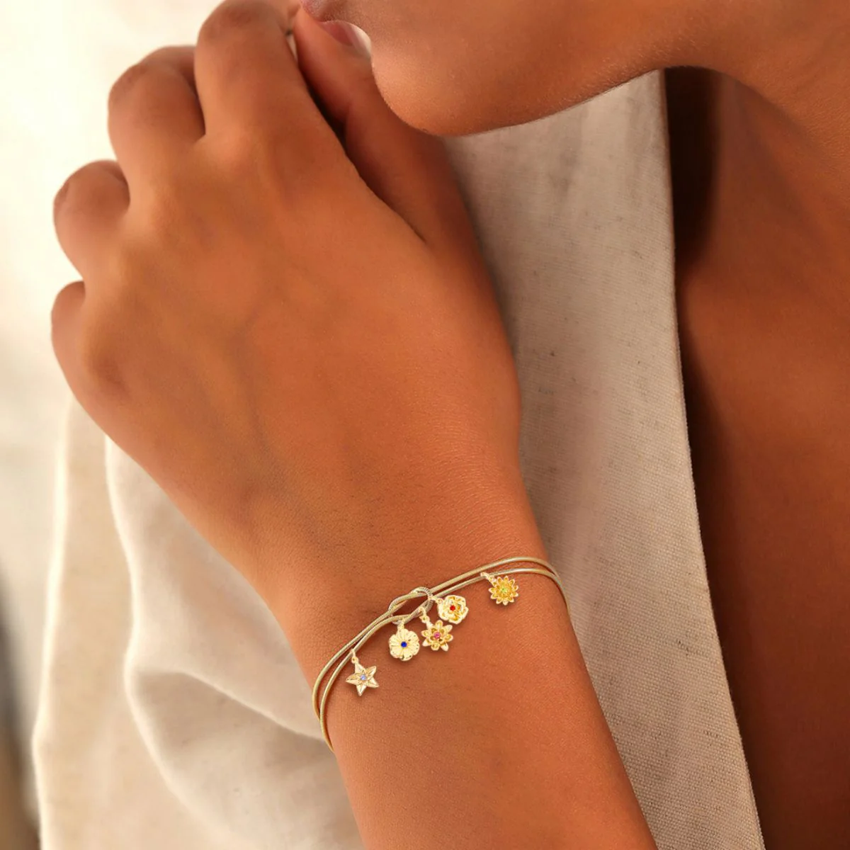 Personalized 1-12 Birth Flowers Knot Bracelet - Image 3
