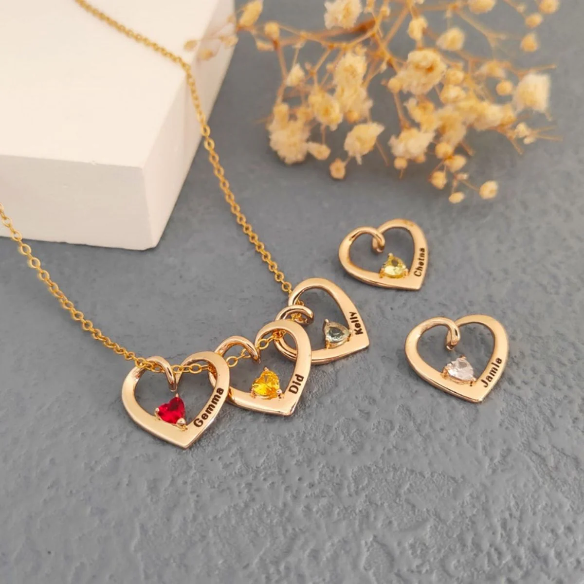 Personalized 1-5 HEART & NAME PENDANTS NECKLACE - Image 4