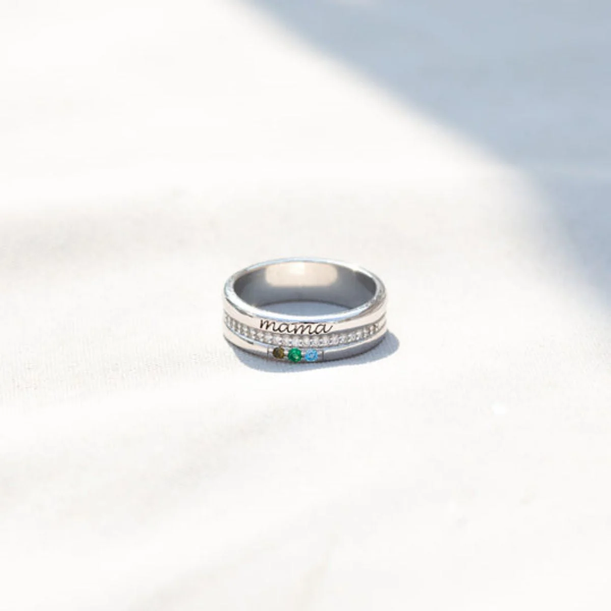 Personalized 1-8 Birthstones Ring For Mamas And Grandmas - Image 8