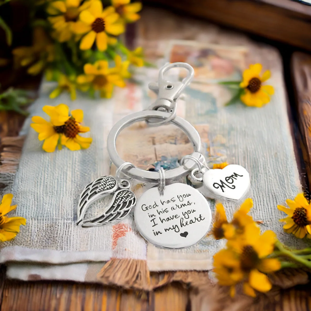 Personalized Angel Wings Memorial keychain Sympathy Gift - Image 4
