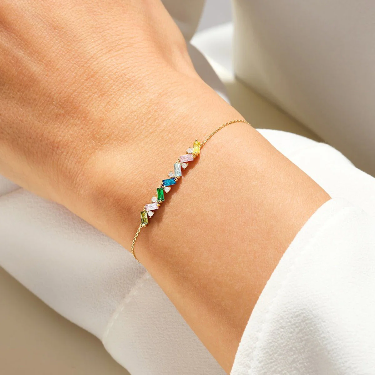 Personalized Baguette Cut Family Grandma Mom Birthstone Bracelet - Image 7