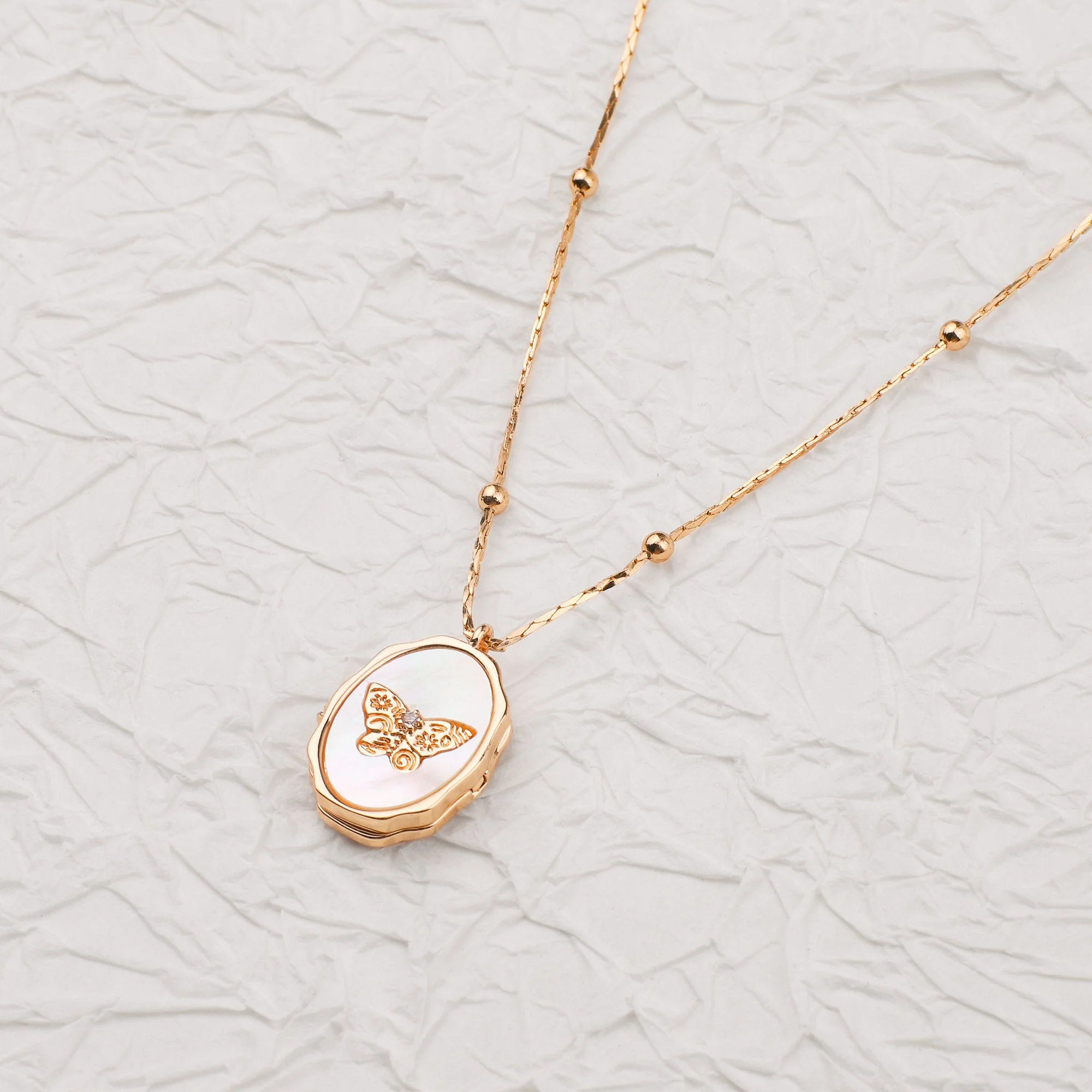 Personalized Butterfly Shell Photo Locket Necklace,Memorial Jewelry - Image 7