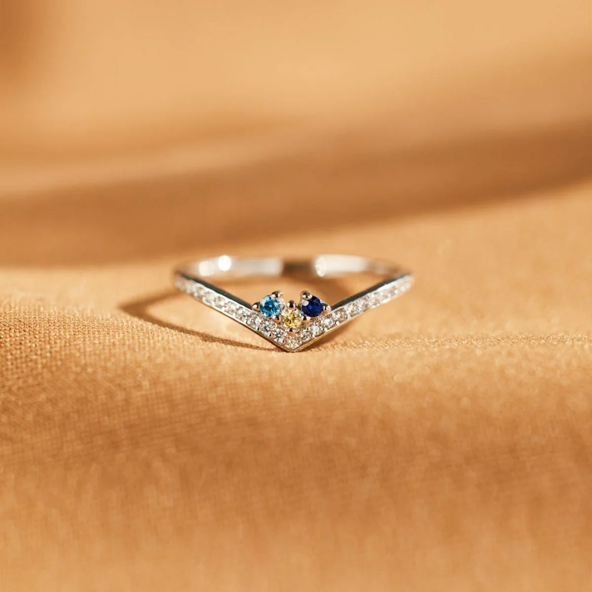 Personalized Chevron Pavé Birthstone Ring - Gift for Grandma Mom - Image 8