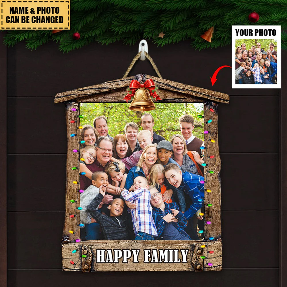 Personalized Christmas Gift For Happy Family Members Door Sign - Image 2