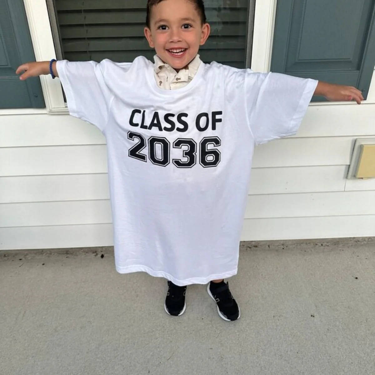 Personalized Class of 2037/2038/2039 Handprint Grow With Me Pure Cotton T-Shirt - Image 12