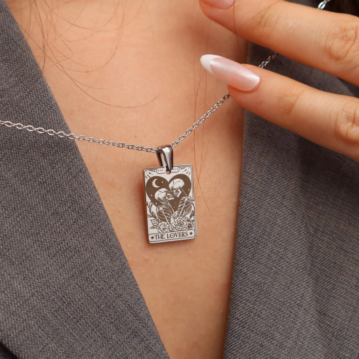 Personalized Couple Skull The Lovers Tarot Card Necklace - Image 2