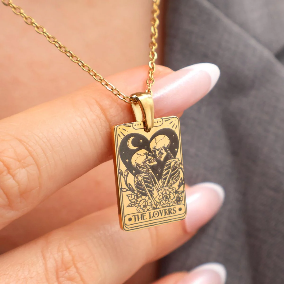 Personalized Couple Skull The Lovers Tarot Card Necklace - Image 5
