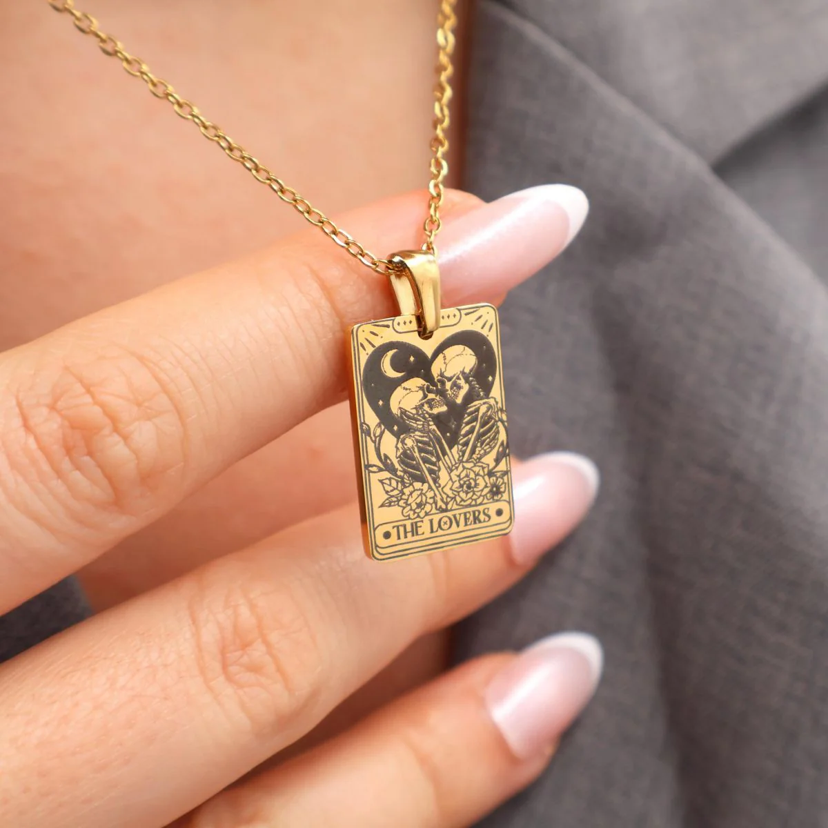Personalized Couple Skull The Lovers Tarot Card Necklace - Image 7