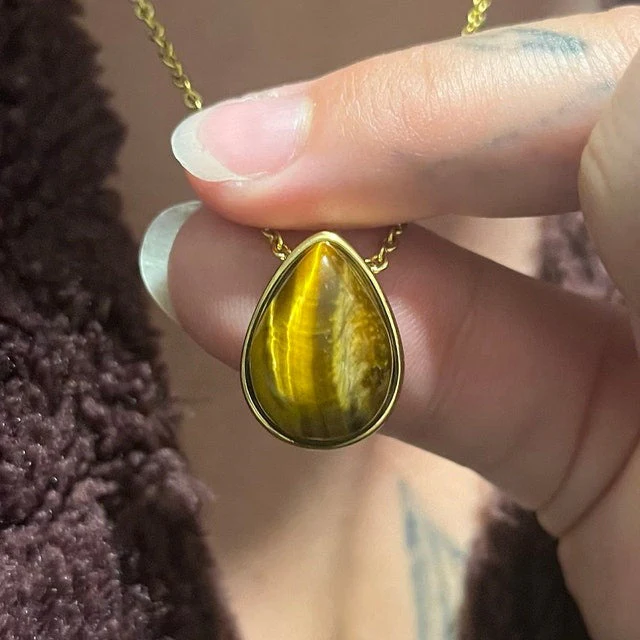 Crystal Urn Necklace For Ashes, Keepsake Pendant - Image 3