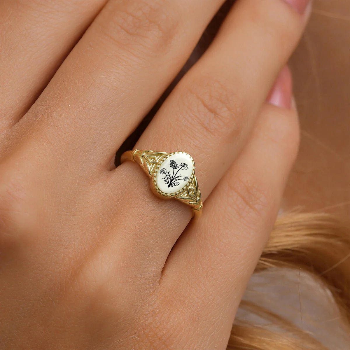 Personalized Ellipsoid Birth FlowerRing, Custom Mother Floral Ring for Women - Image 3