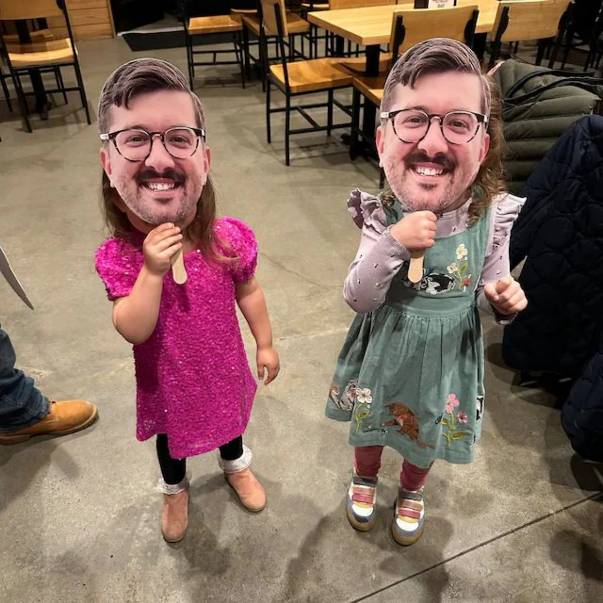Personalized Heads Face Mask Party Decoration - Image 4