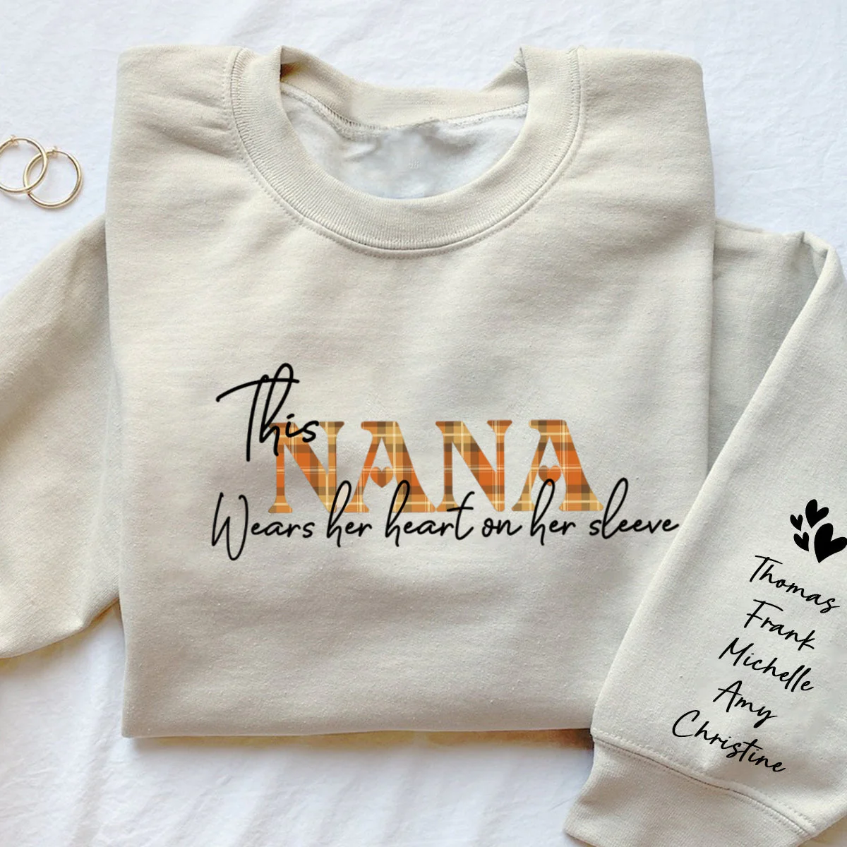 Personalized I Wear My Heart On My Sleeve Sweatshirt Gift for Grandma Mom - Image 2