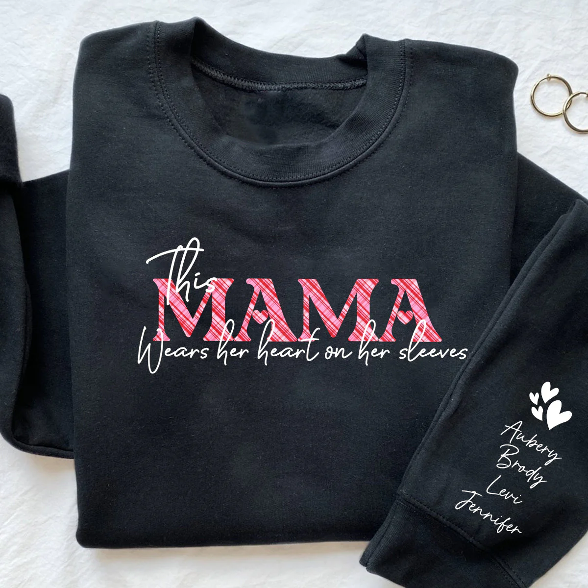 Personalized I Wear My Heart On My Sleeve Sweatshirt Gift for Grandma Mom - Image 4