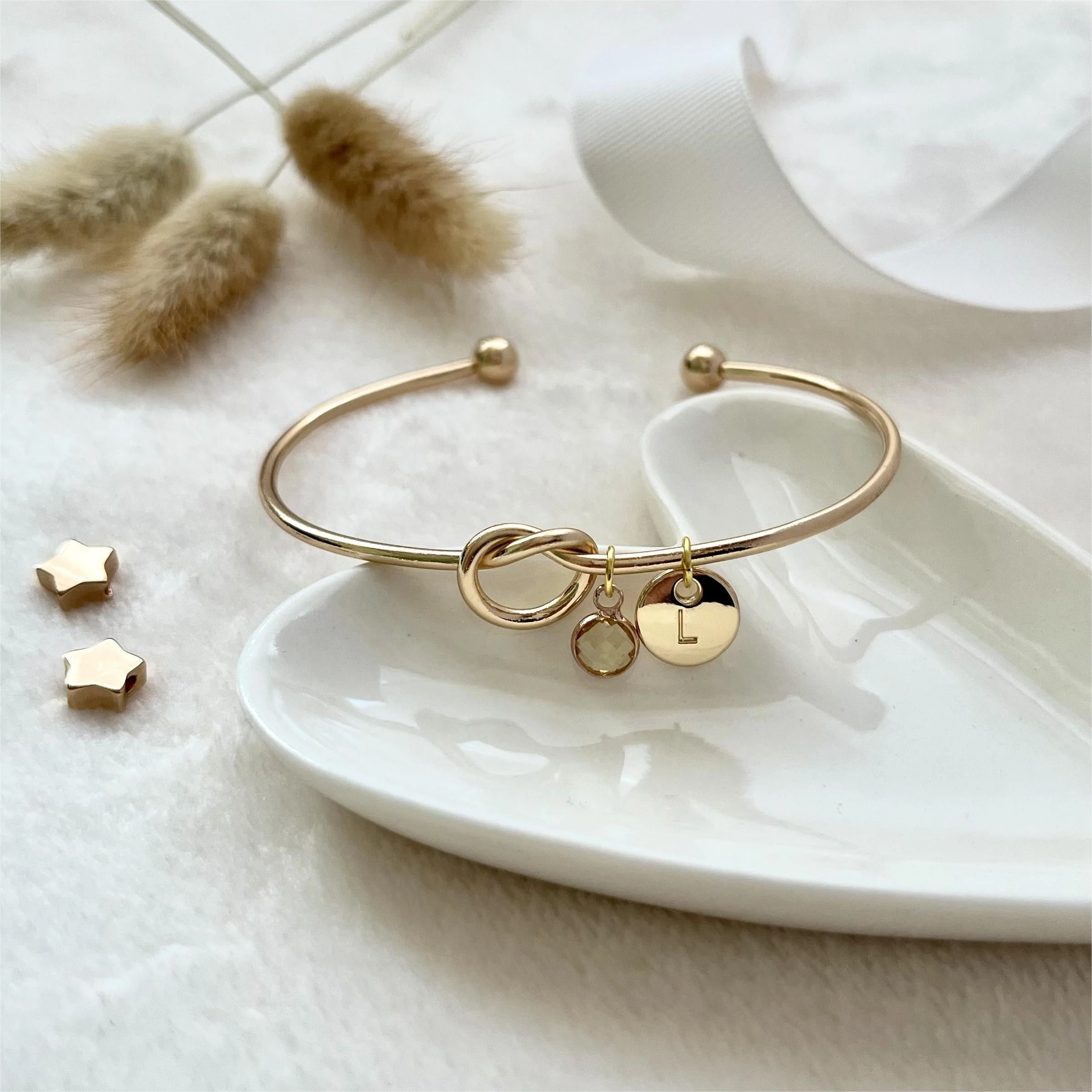 Personalized Knot Bracelet Gift For Her, Best Friend Gift, Maid of Honour Gifts, Sister Birthday Gift - Image 3