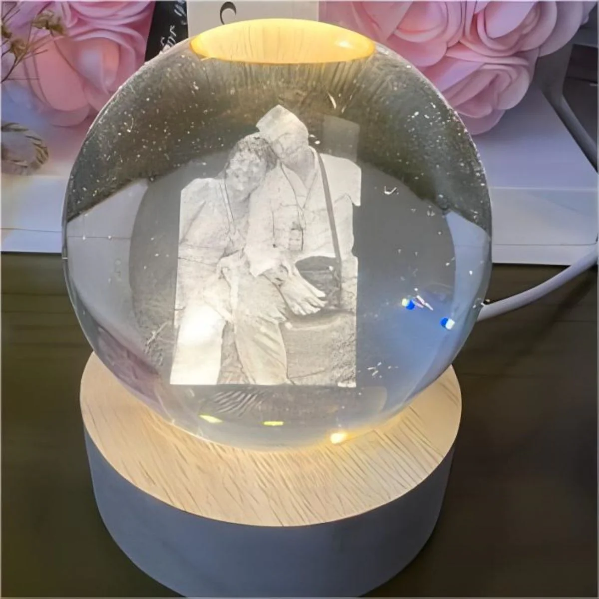 Personalized Memorial Crystal Ball Night Light For Family - Image 4