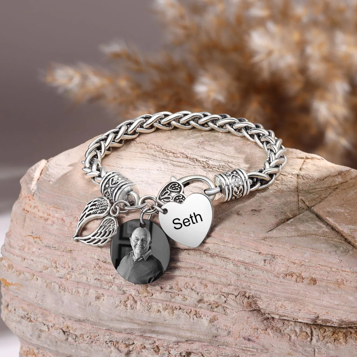Personalized Memorial Heart Antique Bracelet with photo and engraved name - Image 3