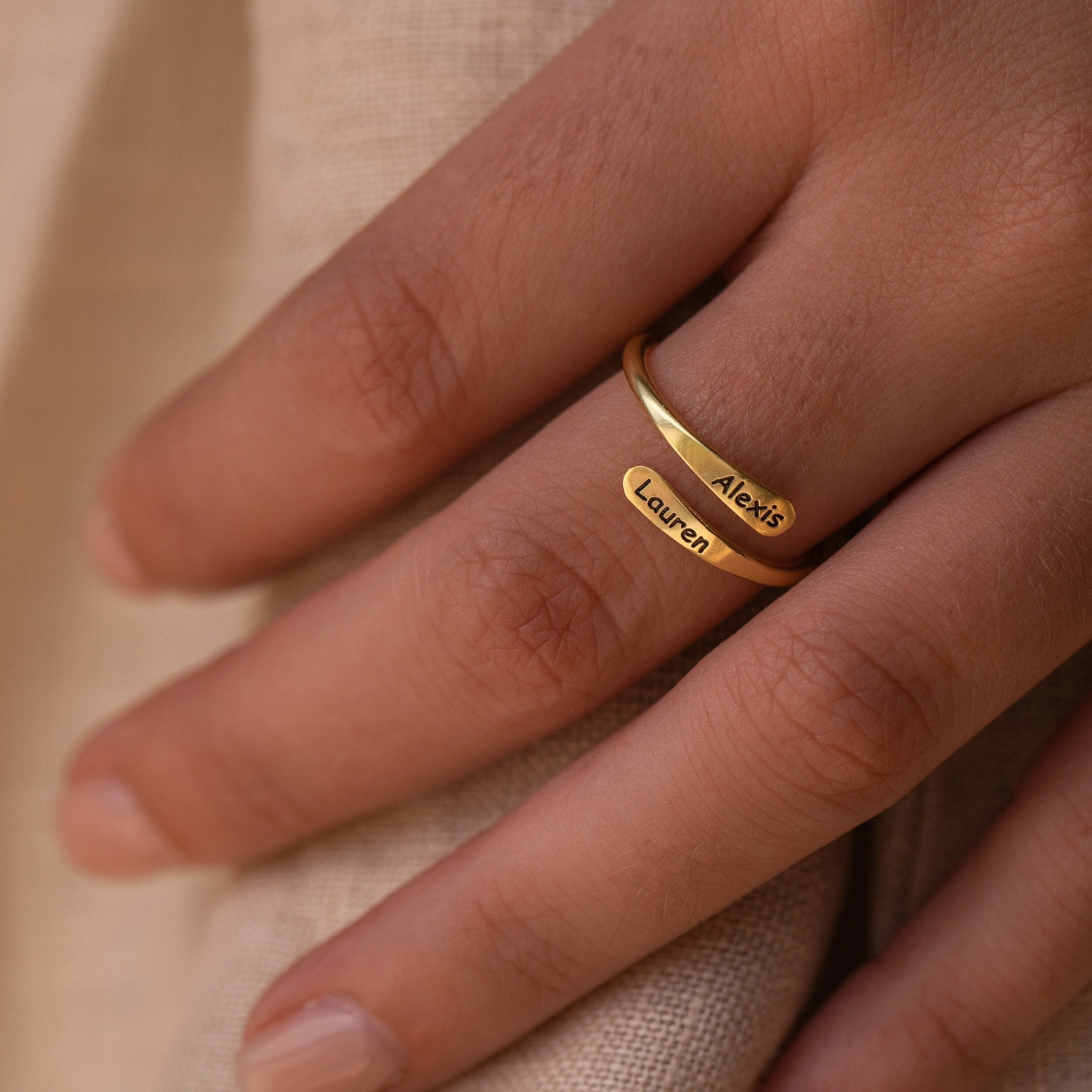 Personalized Minimalist Circular Border Open Ring Gift For Mother, Couple - Image 8