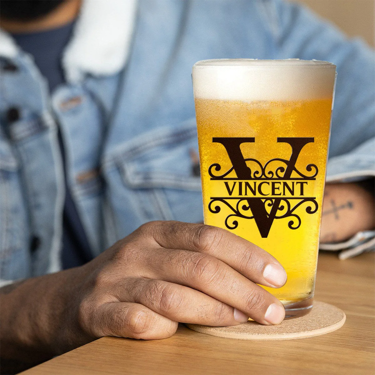 Personalized Minimalist Monogram Vintage Style Beer Glass - Image 4