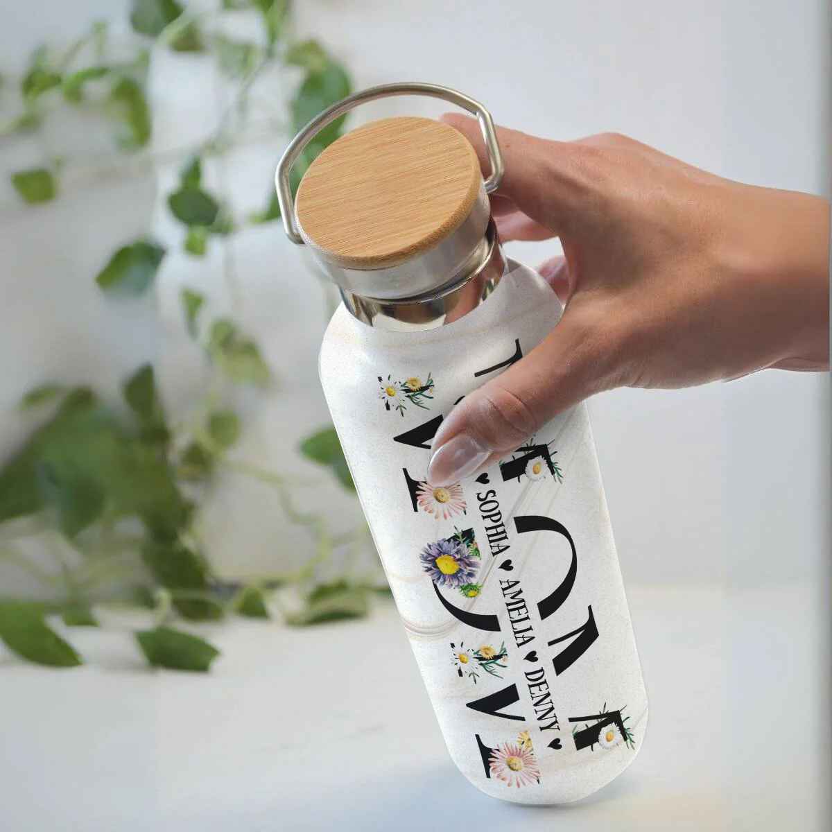 Personalized Mom Bottle Gifts, Mothers Day Gift, Mom Bottle with Kids Name - Image 2