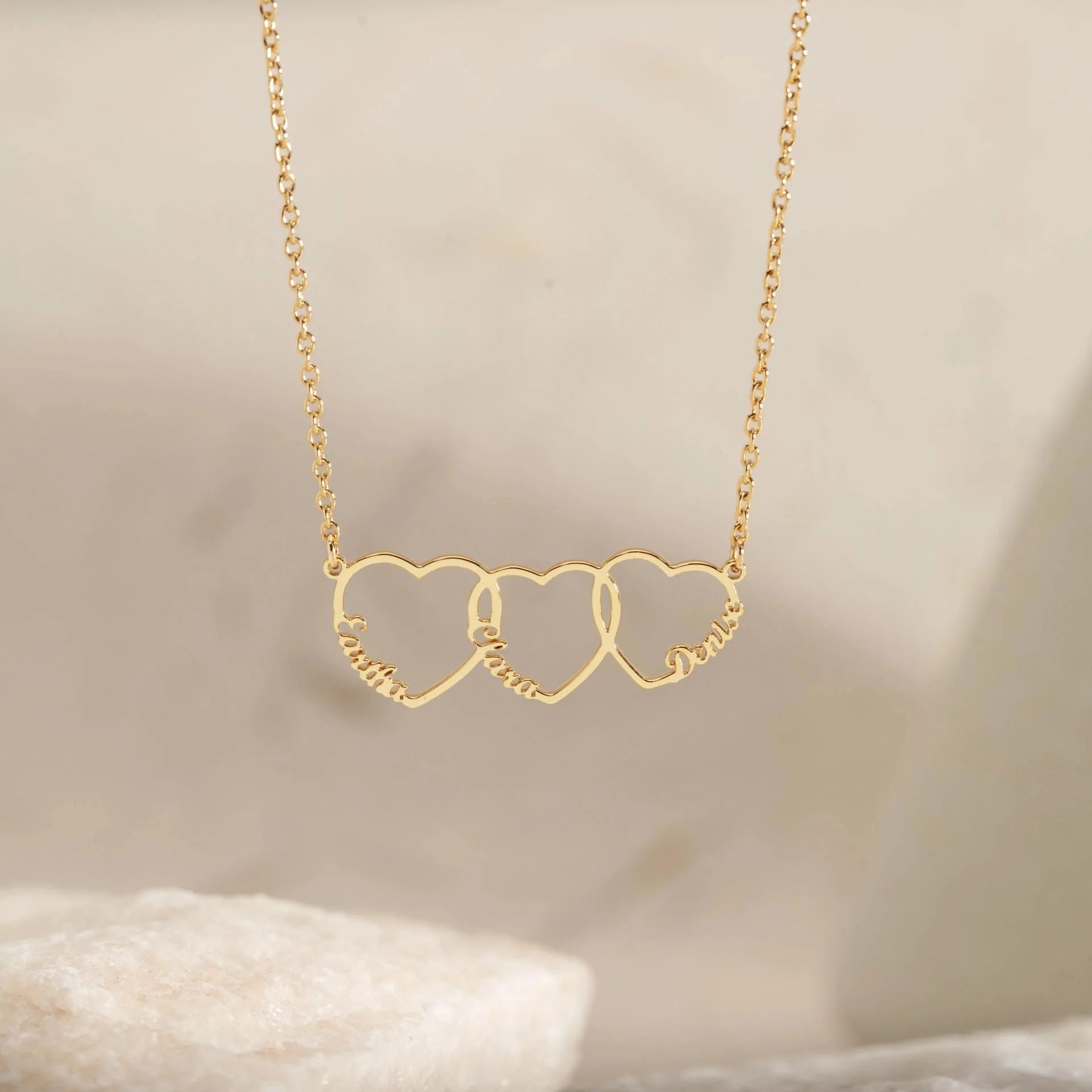 Personalized Multiple Heart Necklace Gift for Mom With Kids Names - Image 16
