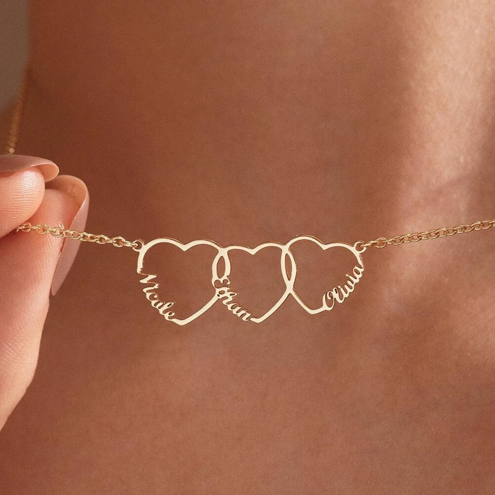 Personalized Multiple Heart Necklace Gift for Mom With Kids Names - Image 2