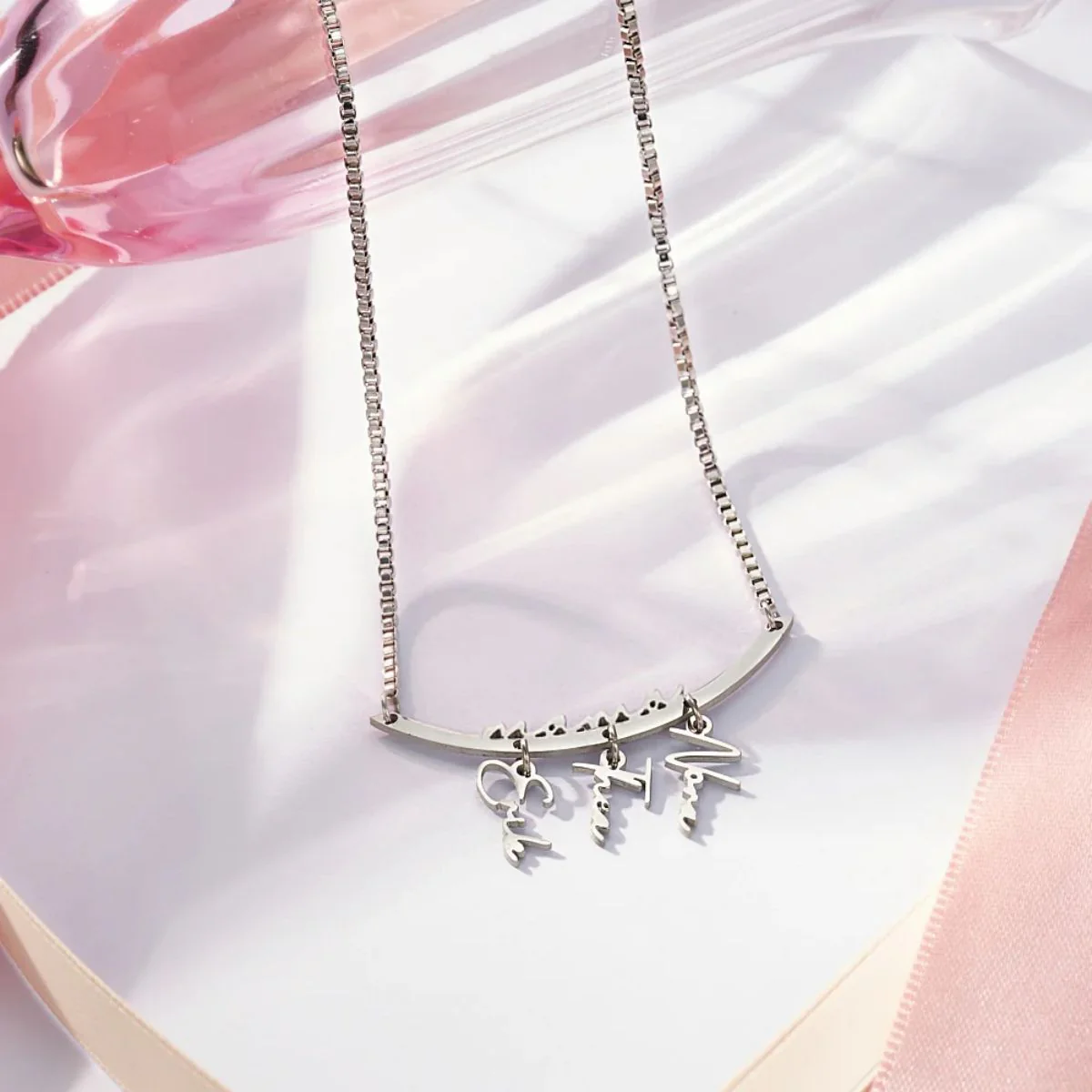 Personalized Names Hanging Grandma Mom Family Necklace with 1-7 Names - Image 6