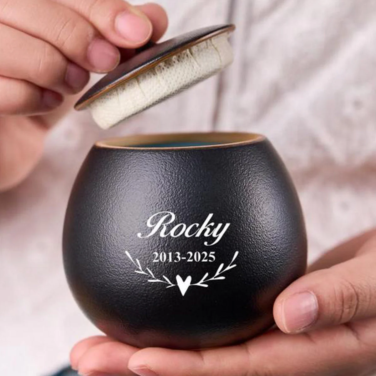 Personalized Pet Cremation,Pet Paw Urn Cat with Name and Date - Image 4