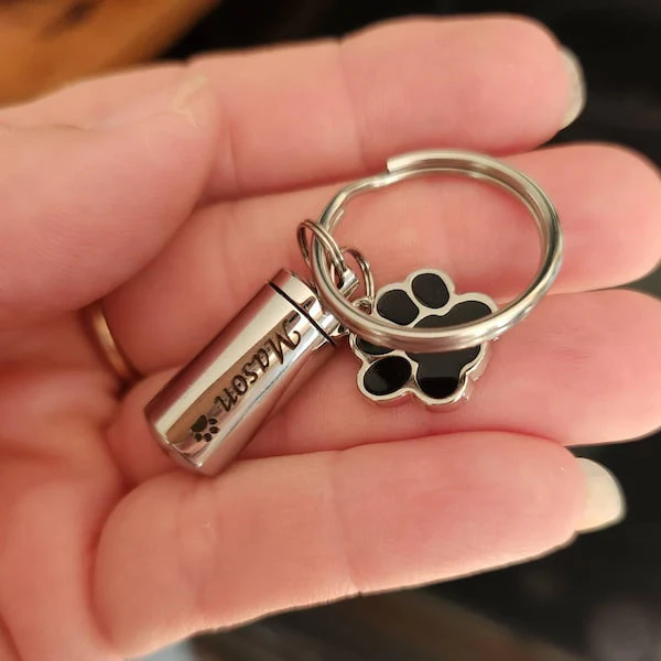 Personalized Pet Memorial Dog Paw Pet Urns Keychain - Image 4