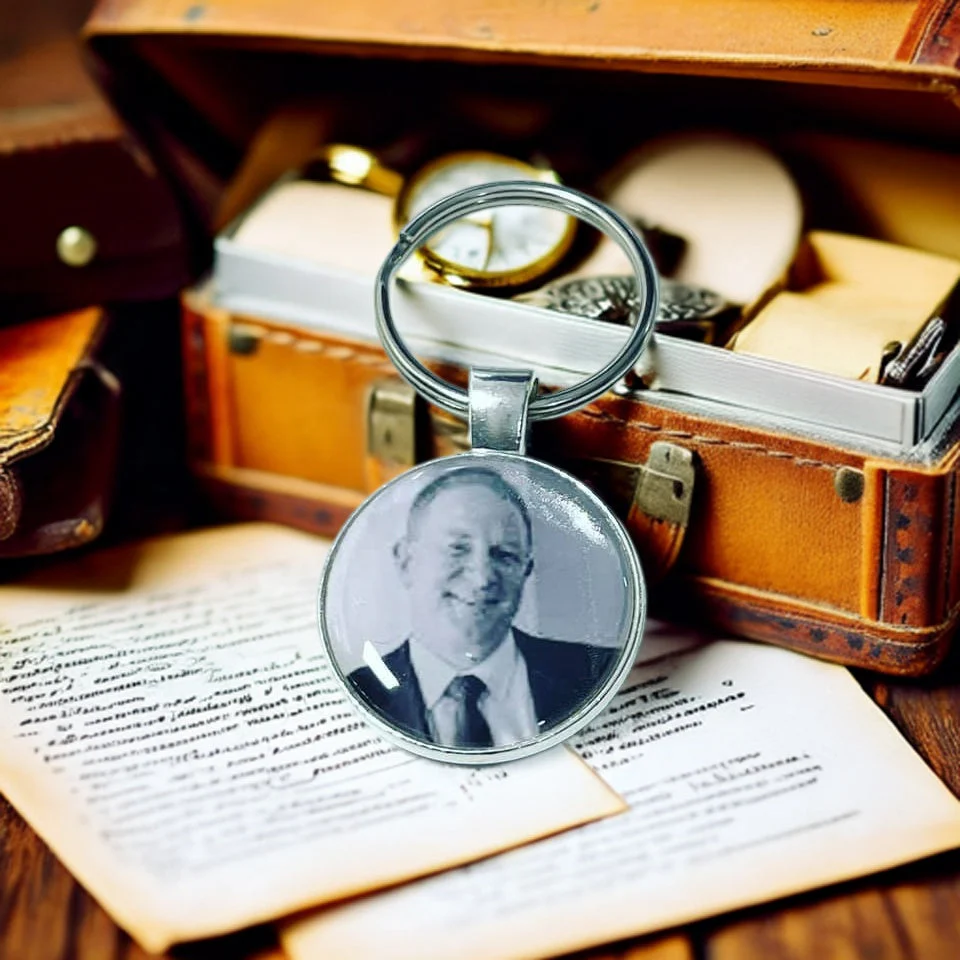 Personalized Photo Keychain For Loved Ones, Family Keepsakes - Image 2