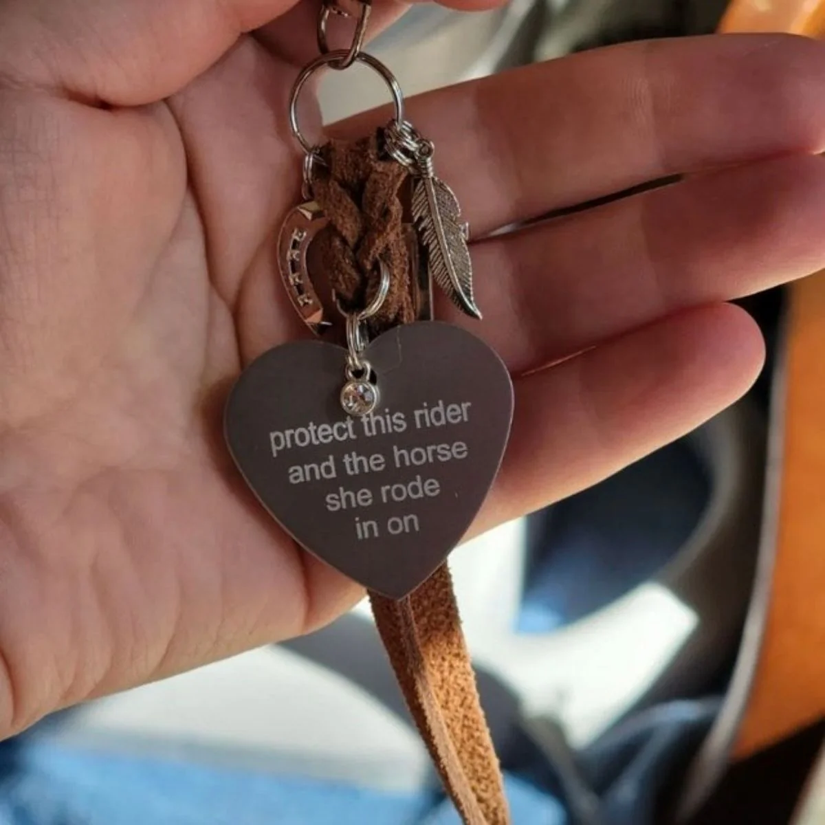 Personalized Saddle Heart Shape Carved Pendant Tassel Equestrian Jewelry Horse Riding Accessory - Image 9