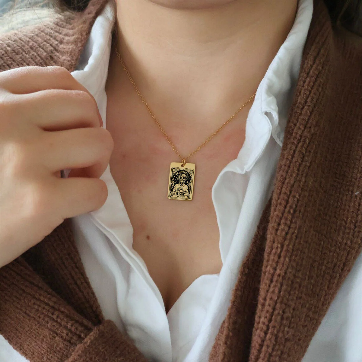Personalized Skull Mom Kids Tarot Card Necklace Gift for Grandma Mom - Image 3