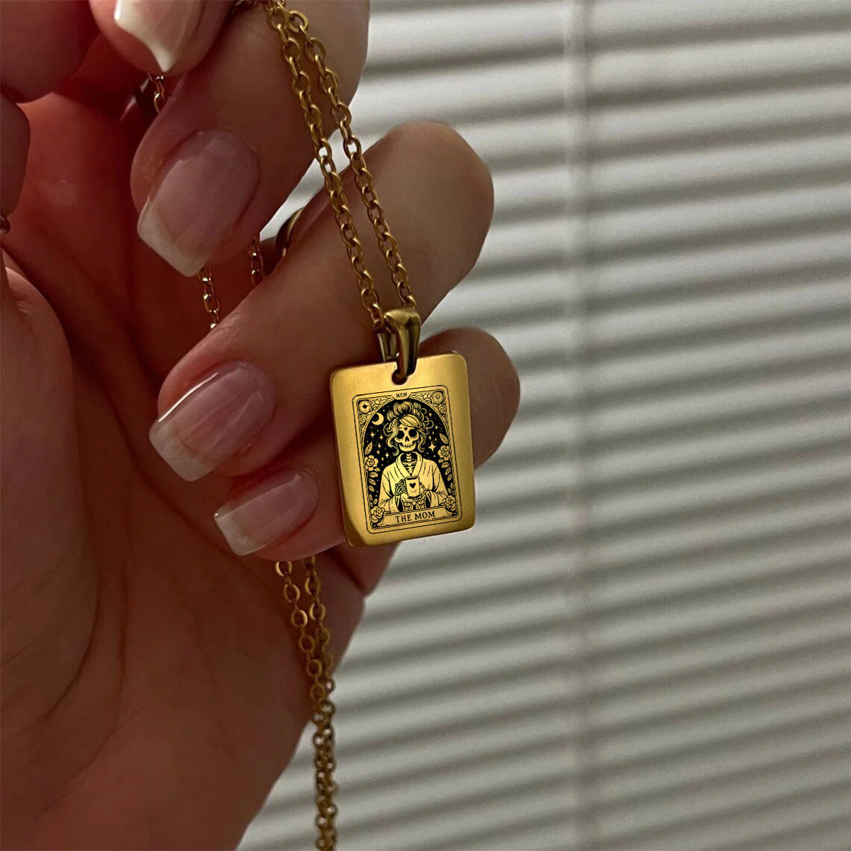 Personalized Skull Mom Kids Tarot Card Necklace Gift for Grandma Mom - Image 5