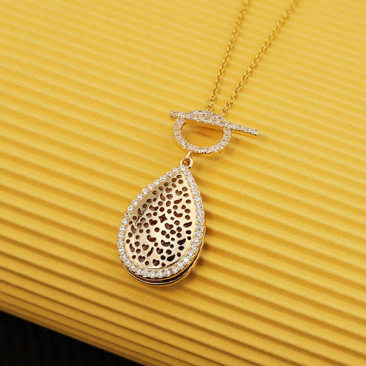 Personalized Water Drop Shape Stained Glass Background Photo Box Necklace - Image 10