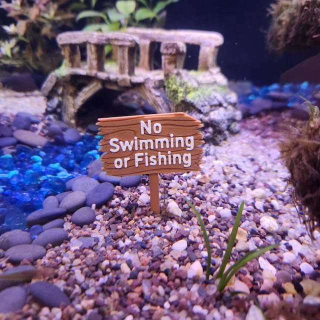 Personalized Plastic Forest Sign for Fishtanks, Aquariums - Image 6
